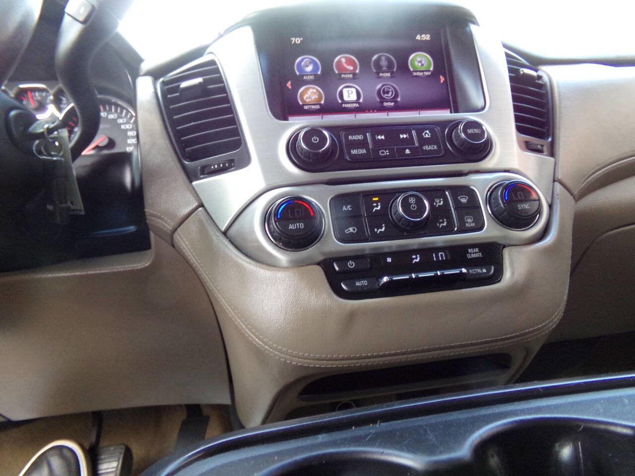 Used 2015 GMC Yukon XL SLE w/ Convenience Package image 38