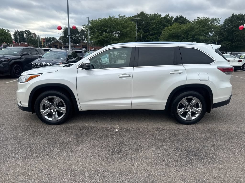 Used 2015 Toyota Highlander Limited AWD/4WD image 4