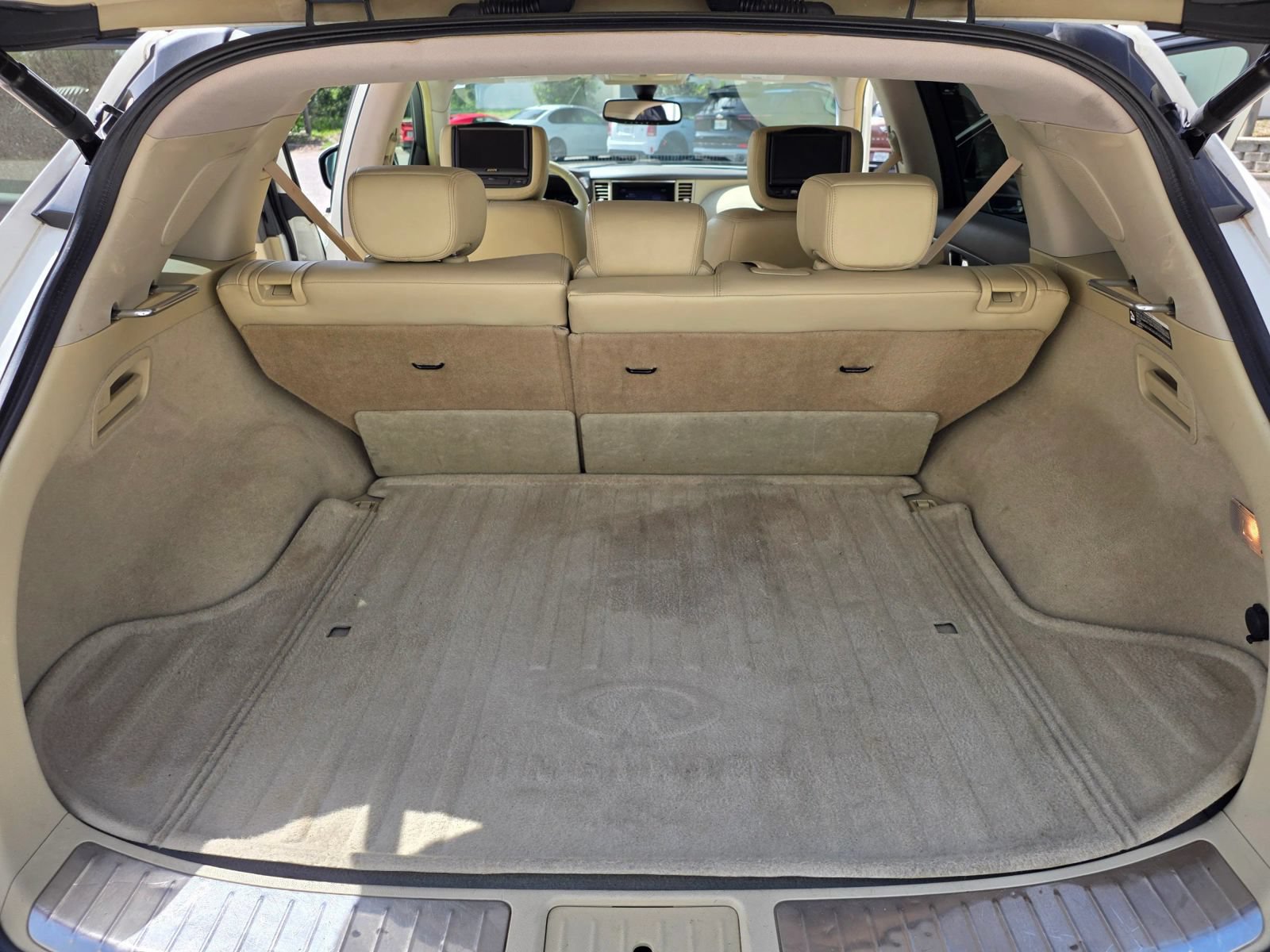 Used 2012 INFINITI FX35 2WD w/ Premium Pkg image 27
