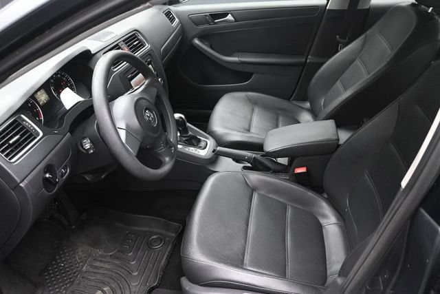 Used 2014 Volkswagen Jetta SE FWD image 17