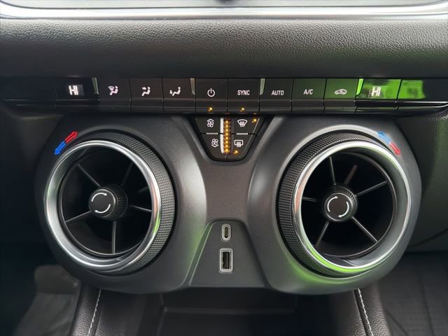 Certified 2023 Chevrolet Blazer LT w/ LPO, Black Grille Bar Package image 24