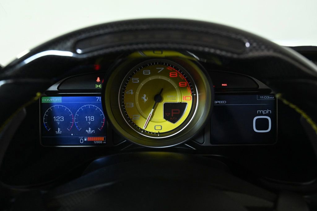Used 2020 Ferrari Portofino image 14