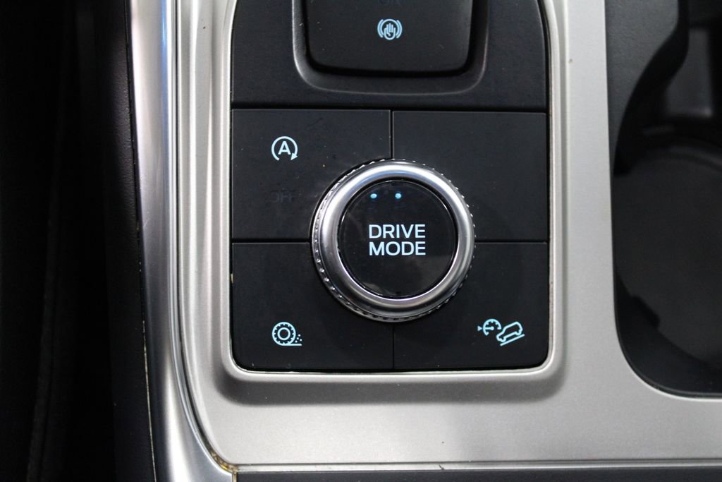 Used 2023 Ford Explorer XLT w/ Equipment Group 202A image 46