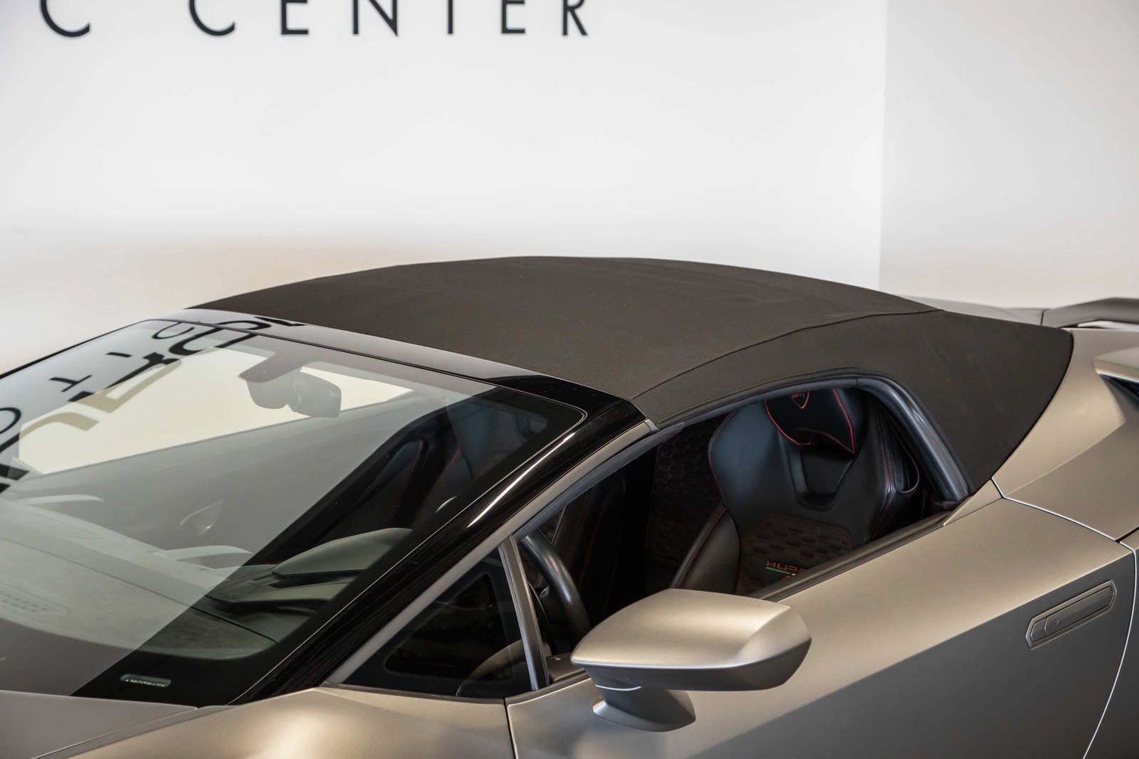 Used 2021 Lamborghini Huracan EVO RWD image 26