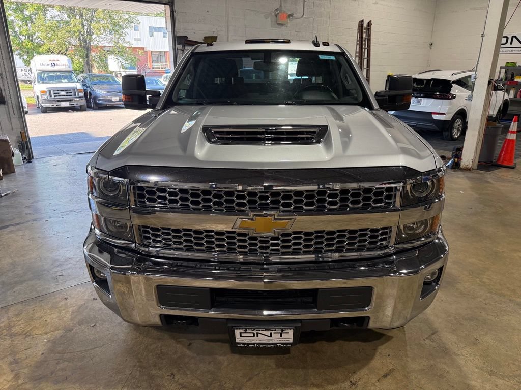 Used 2019 Chevrolet Silverado 2500 LT w/ LT Convenience Package AWD/4WD image 2