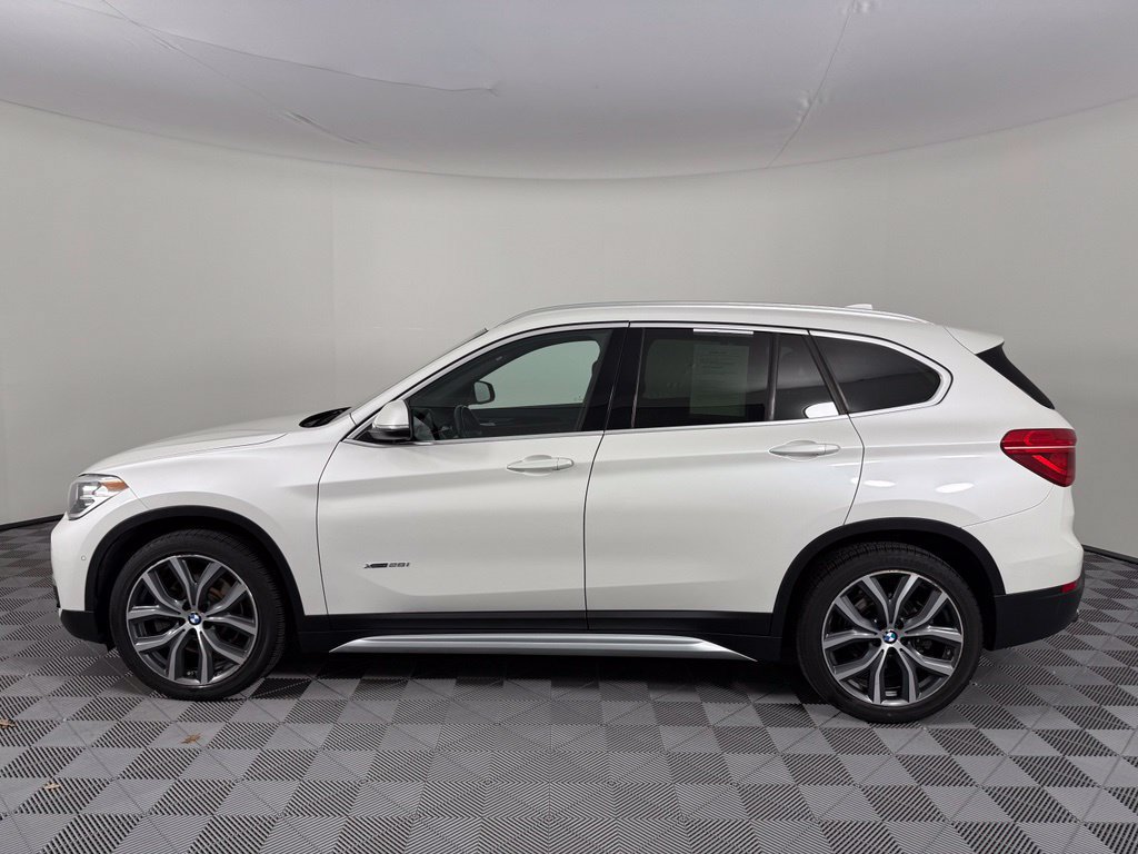 Used 2017 BMW X1 xDrive28i AWD/4WD image 4