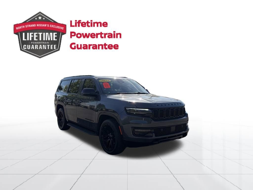 Used 2023 Jeep Wagoneer Series II AWD/4WD image 9