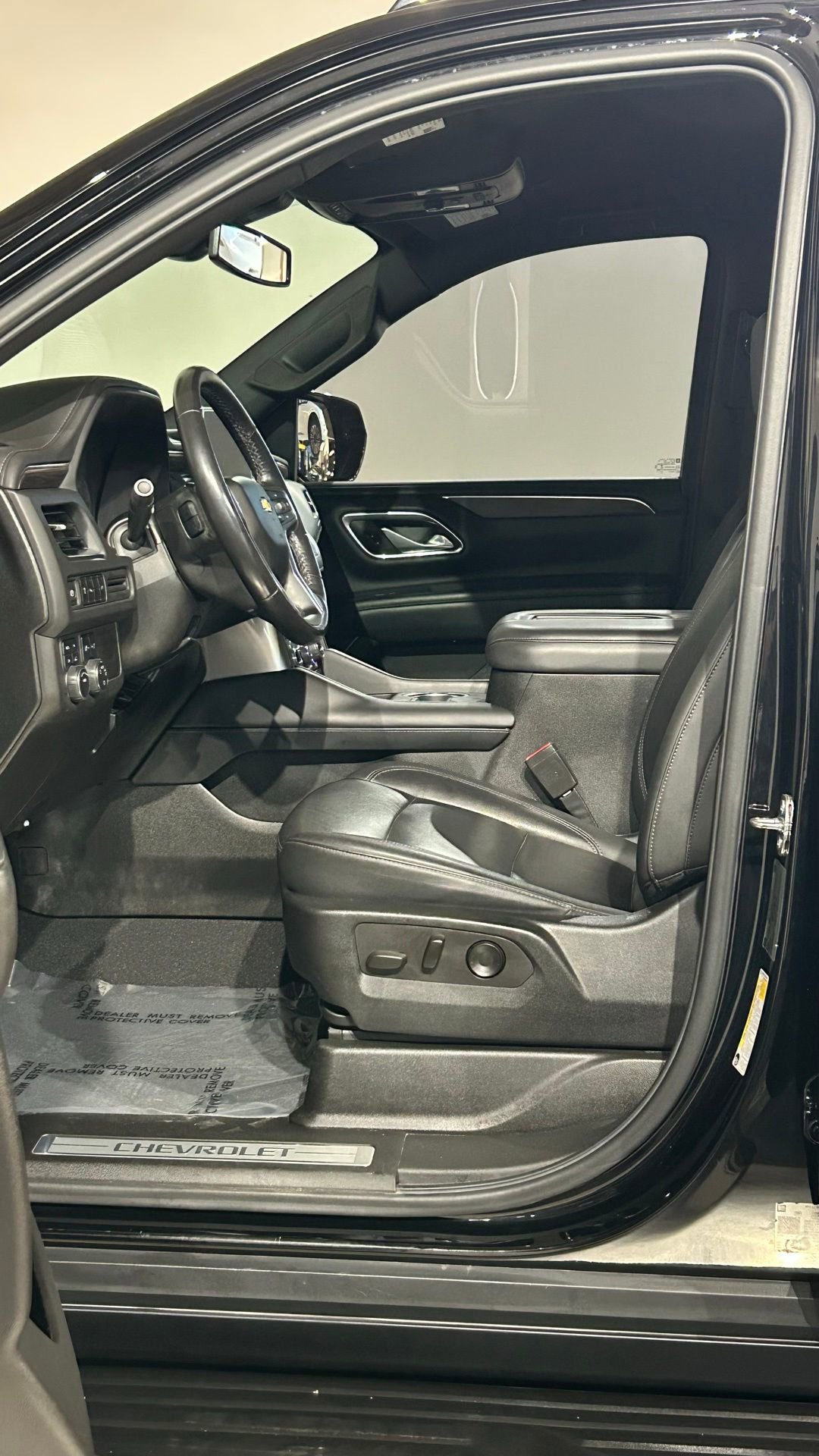 Used 2021 Chevrolet Tahoe LT w/ Rear Media and Nav Package AWD/4WD image 38