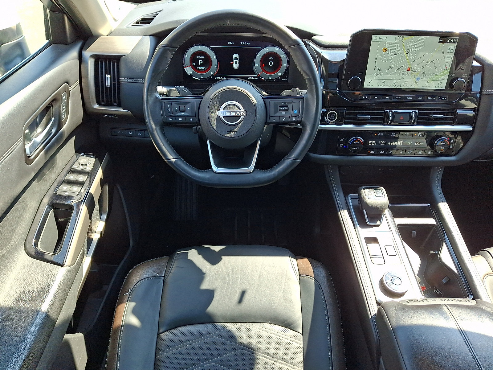 Certified 2024 Nissan Pathfinder Platinum AWD/4WD image 15