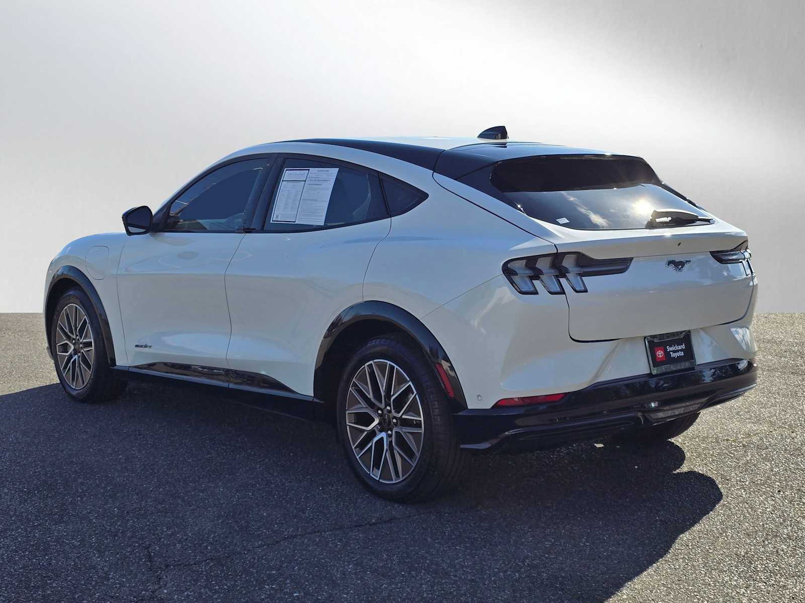 Used 2024 Ford Mustang Mach-E Premium image 5