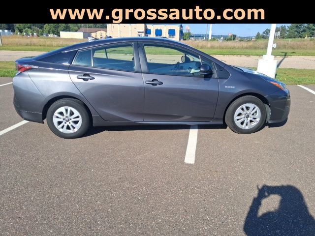 Used 2017 Toyota Prius Two image 30