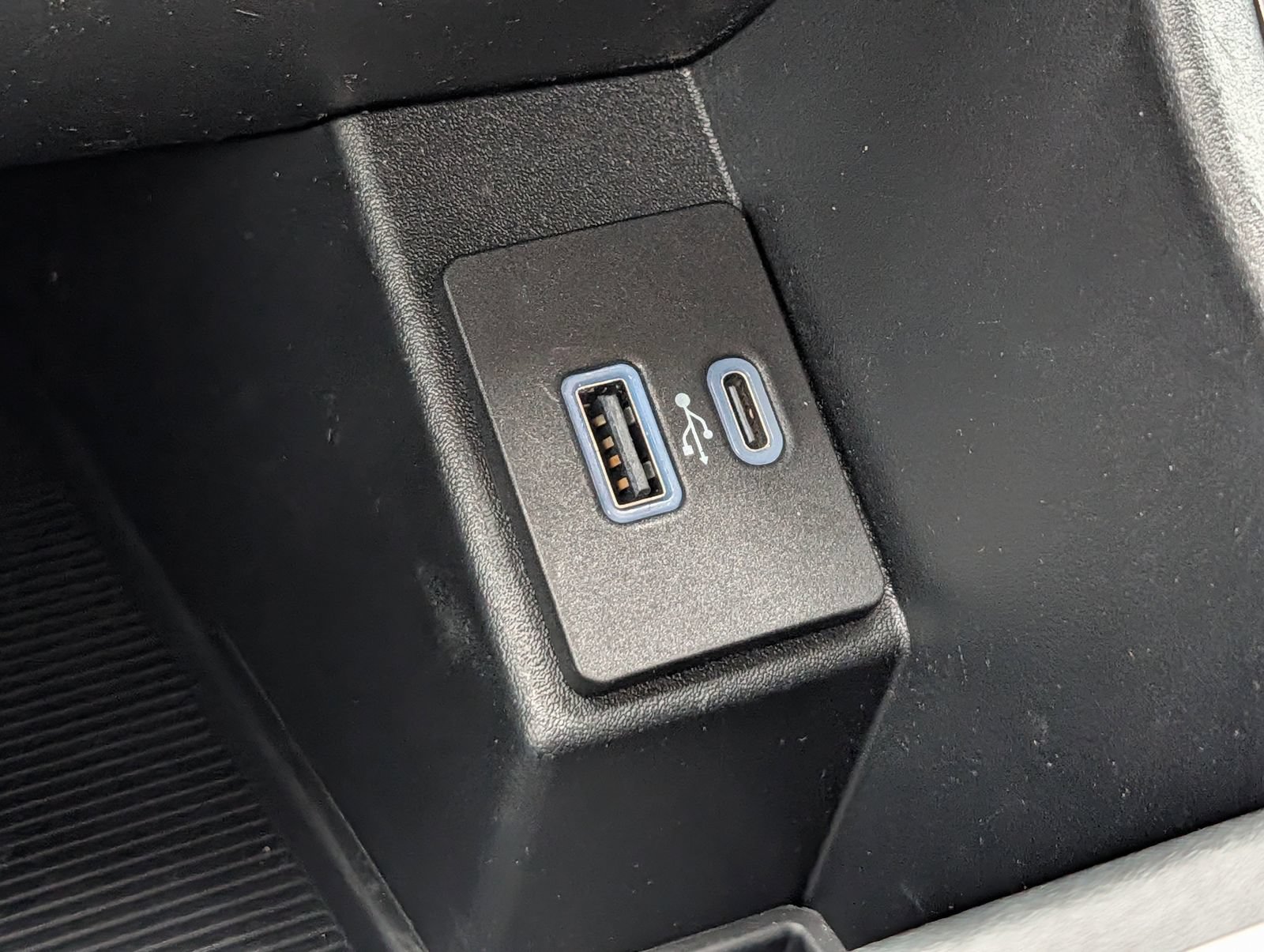 Certified 2022 Ford Edge SE AWD/4WD image 29