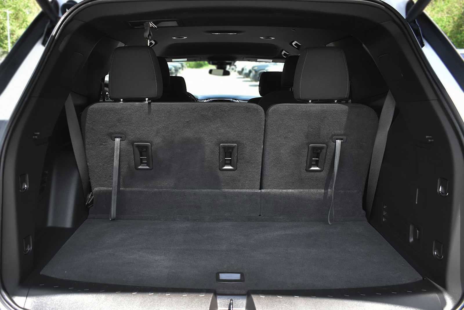Used 2023 Chevrolet Traverse LT AWD/4WD image 8