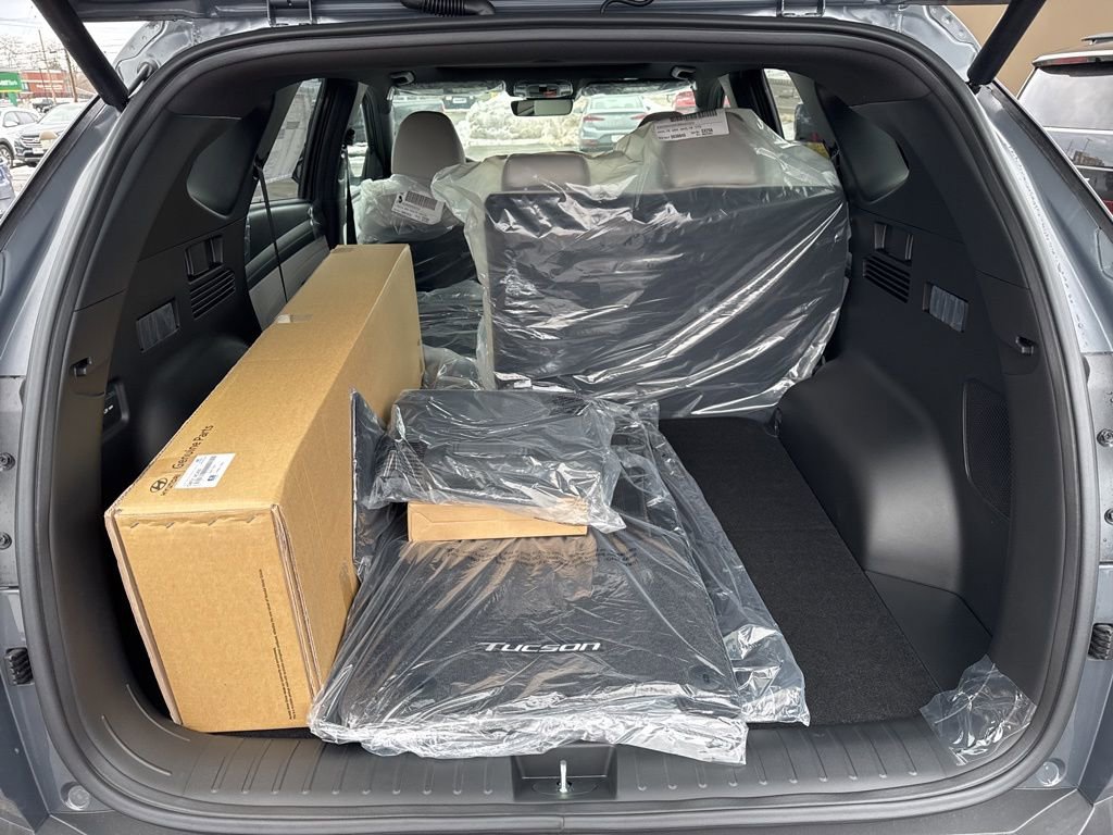 New 2026 Hyundai Tucson Limited image 16