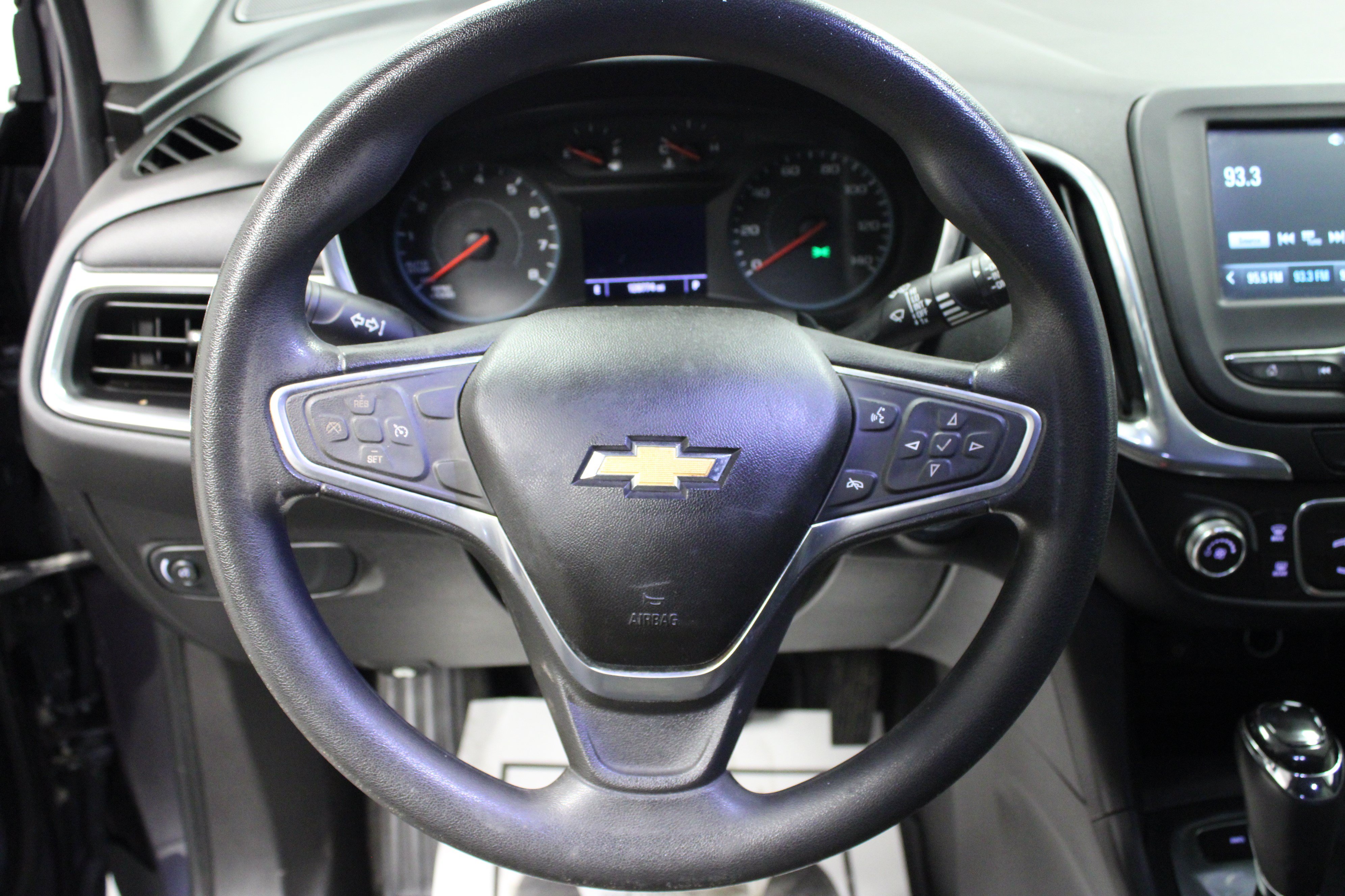 Used 2018 Chevrolet Equinox LT AWD/4WD image 17