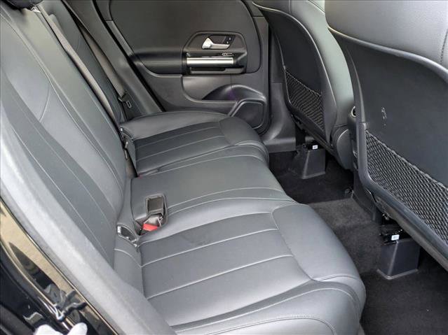 Used 2023 Mercedes-Benz GLA 250 4MATIC image 19