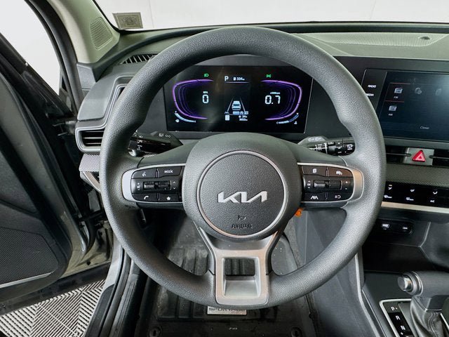 Certified 2025 Kia Sportage LX image 11