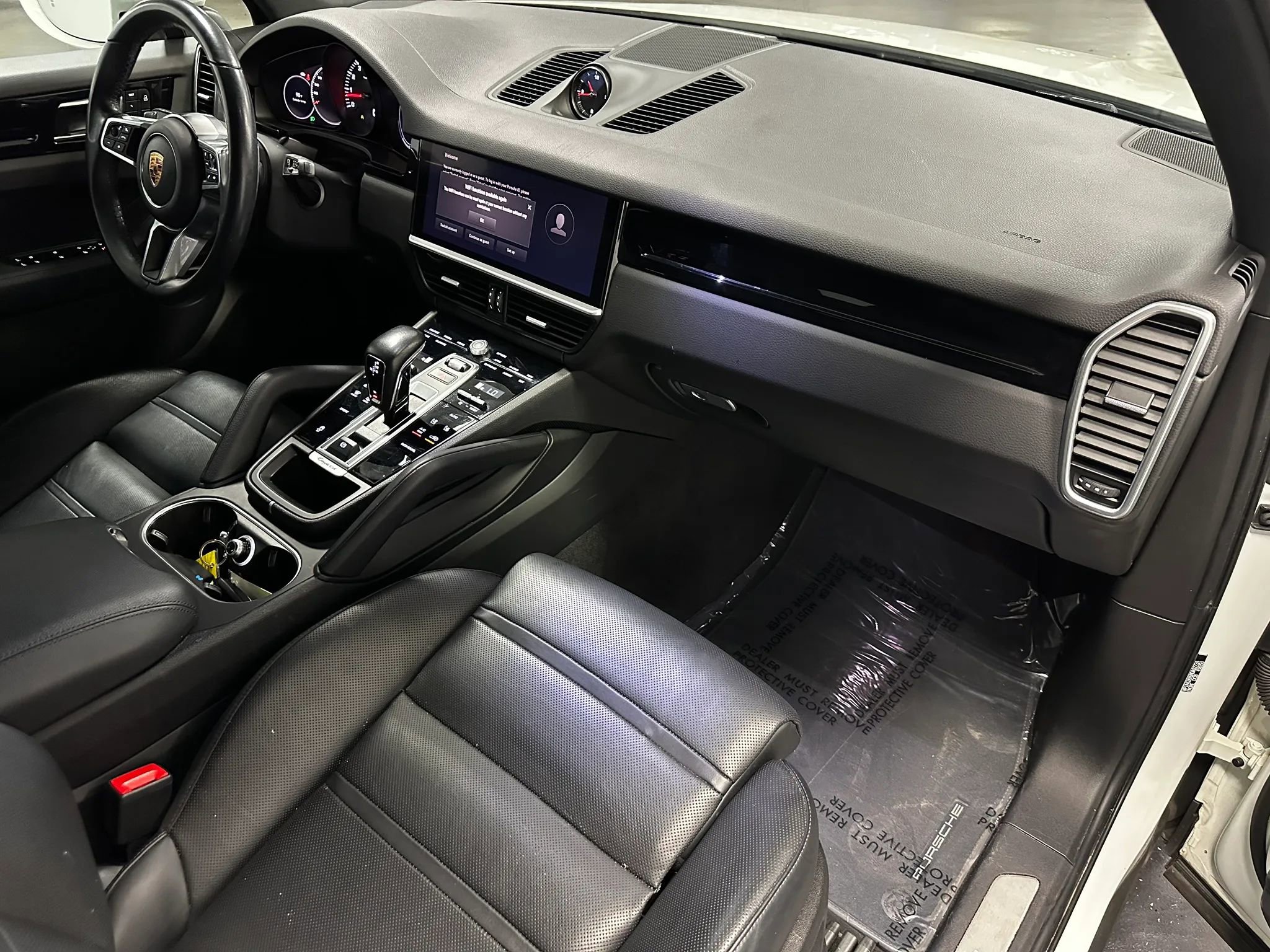 Used 2022 Porsche Cayenne S w/ Premium Package AWD/4WD image 24