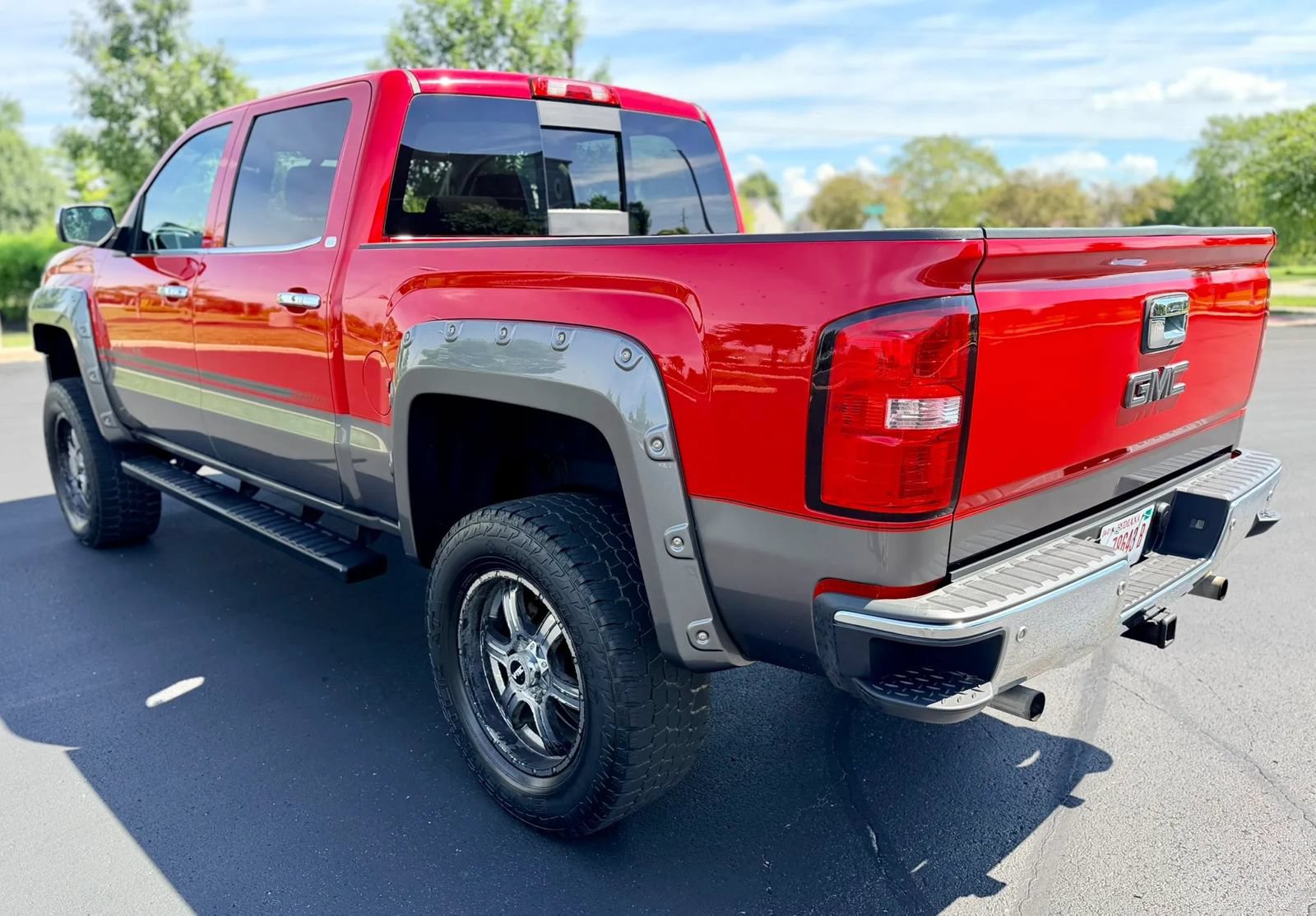 Used 2014 GMC Sierra 1500 SLE w/ SLE Value Package AWD/4WD image 5