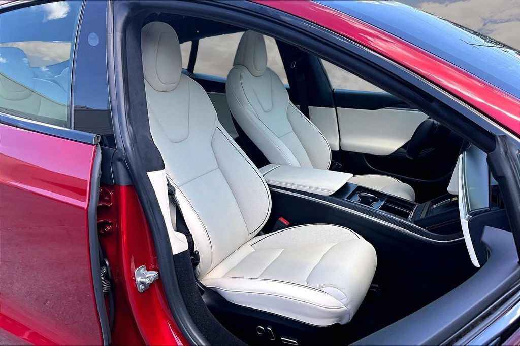 Used 2023 Tesla Model S Plaid AWD/4WD image 29