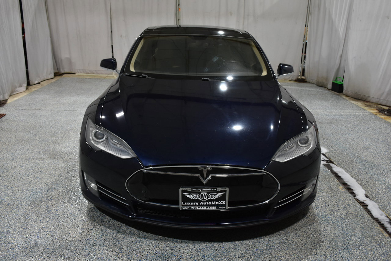 Used 2013 Tesla Model S Performance image 24