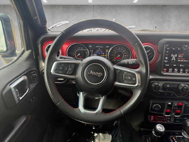 Used 2023 Jeep Gladiator Rubicon w/ LED Lighting Group AWD/4WD image 22