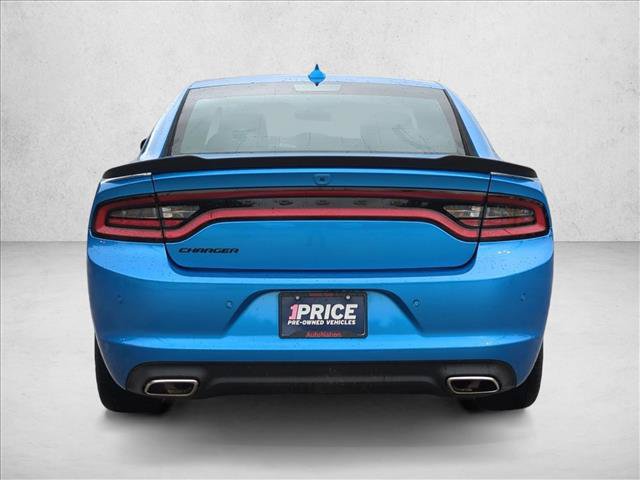 Used 2023 Dodge Charger SXT w/ Blacktop Package RWD image 7