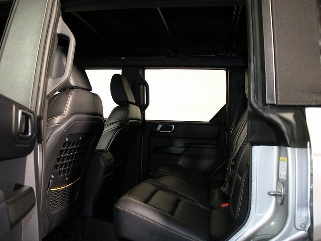 Used 2024 Ford Bronco Badlands image 14