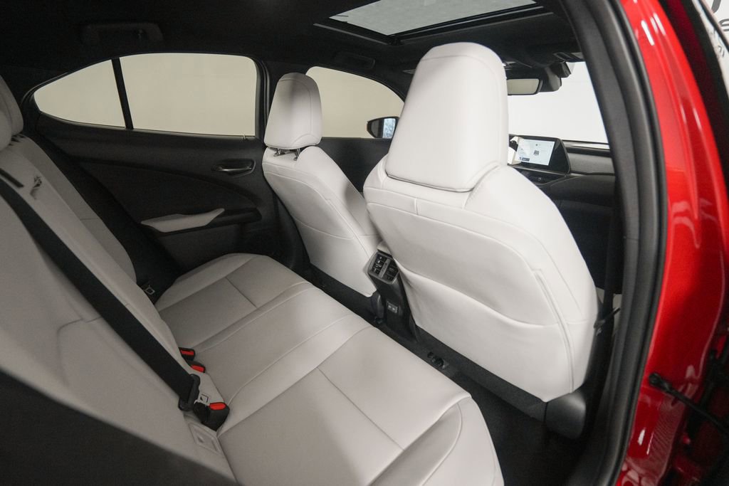 Certified 2025 Lexus UX 300h FWD w/ Accessory Package (Z1) image 18