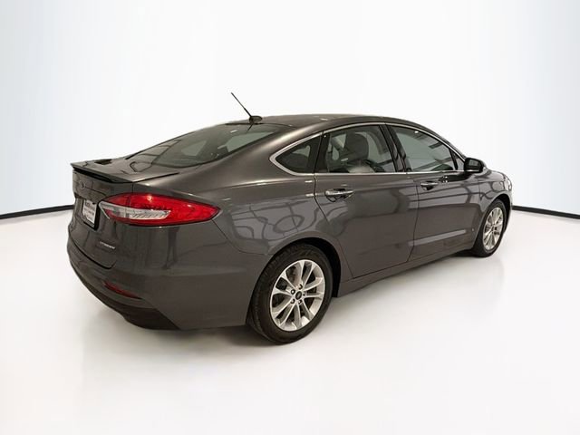 Used 2019 Ford Fusion Energi Titanium FWD image 7