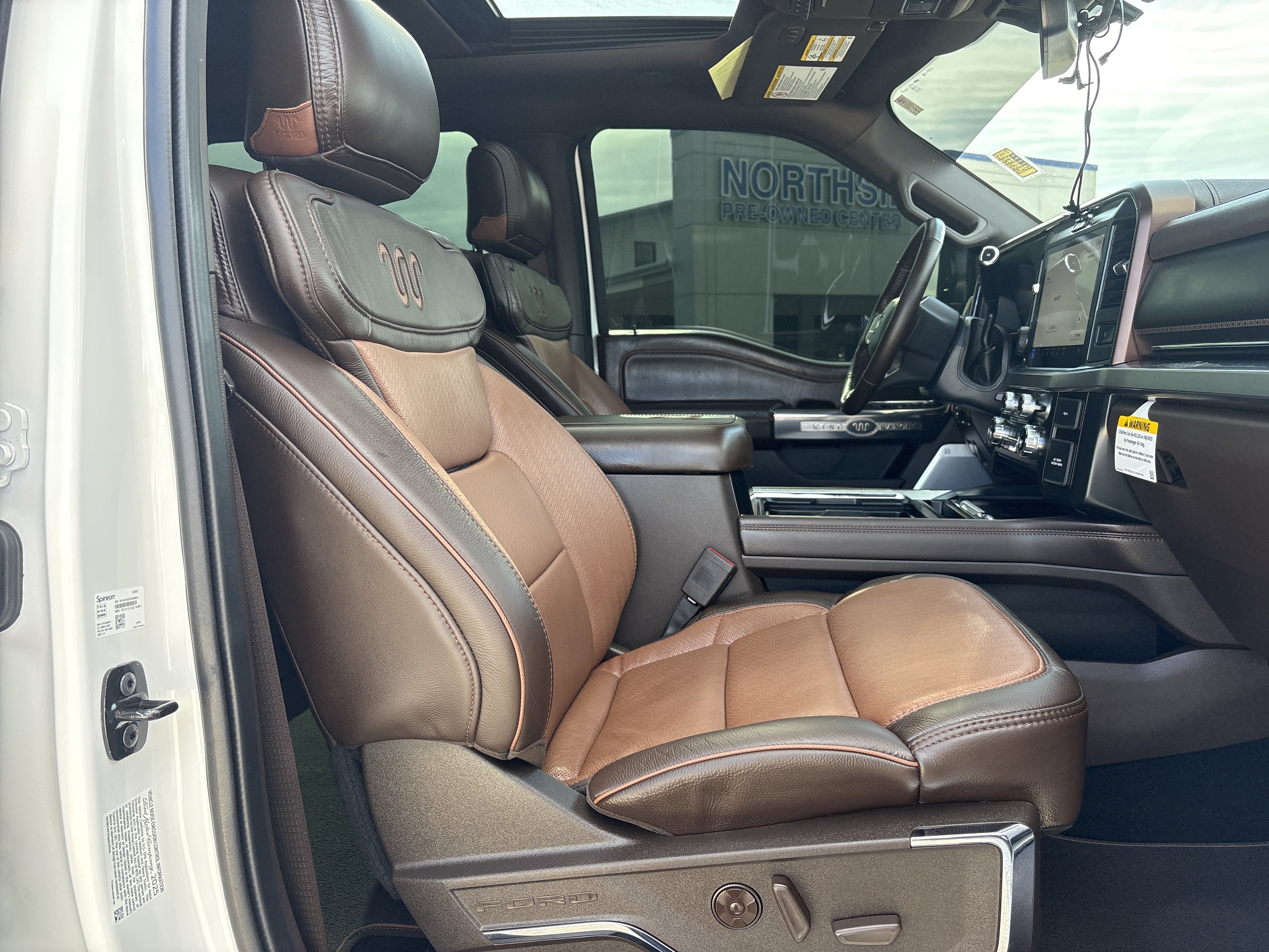Used 2025 Ford F250 King Ranch w/ FX4 Off-Road Package AWD/4WD image 10