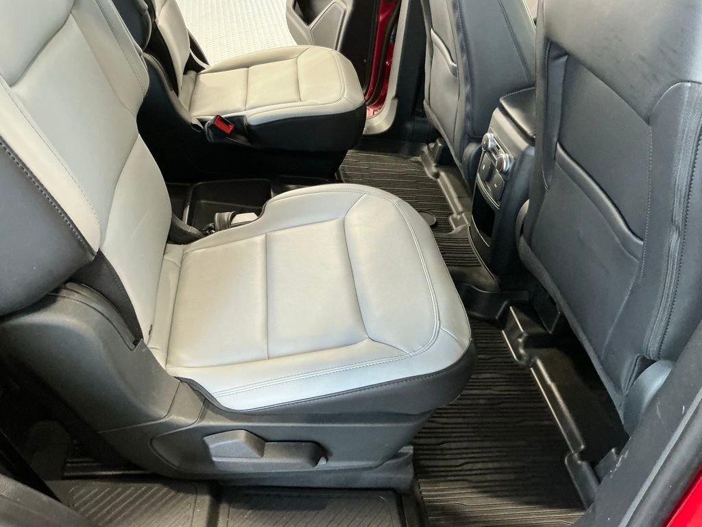 Used 2021 Ford Explorer XLT w/ Equipment Group 202A image 16