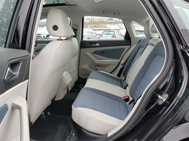 New 2026 Volkswagen Jetta SE image 8