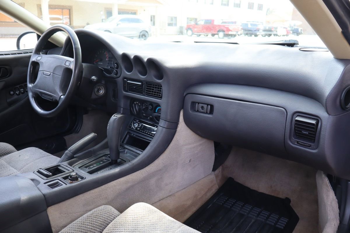 Used 1993 Dodge Stealth FWD image 17