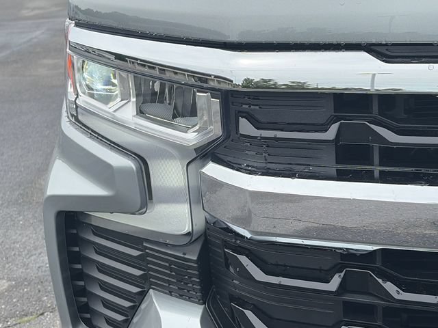 Used 2025 Chevrolet Silverado 1500 LT AWD/4WD image 13