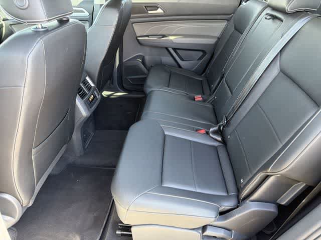 Used 2023 Volkswagen Atlas SE AWD/4WD image 17