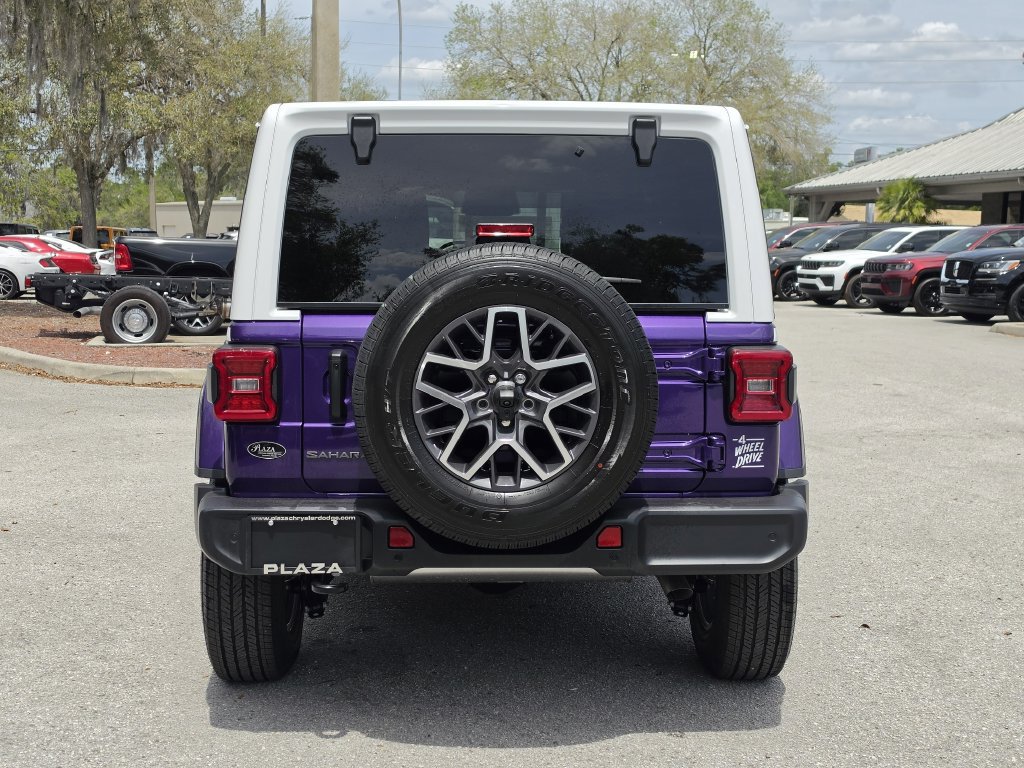 New 2026 Jeep Wrangler Unlimited Sahara w/ Whitecap Package AWD/4WD image 5