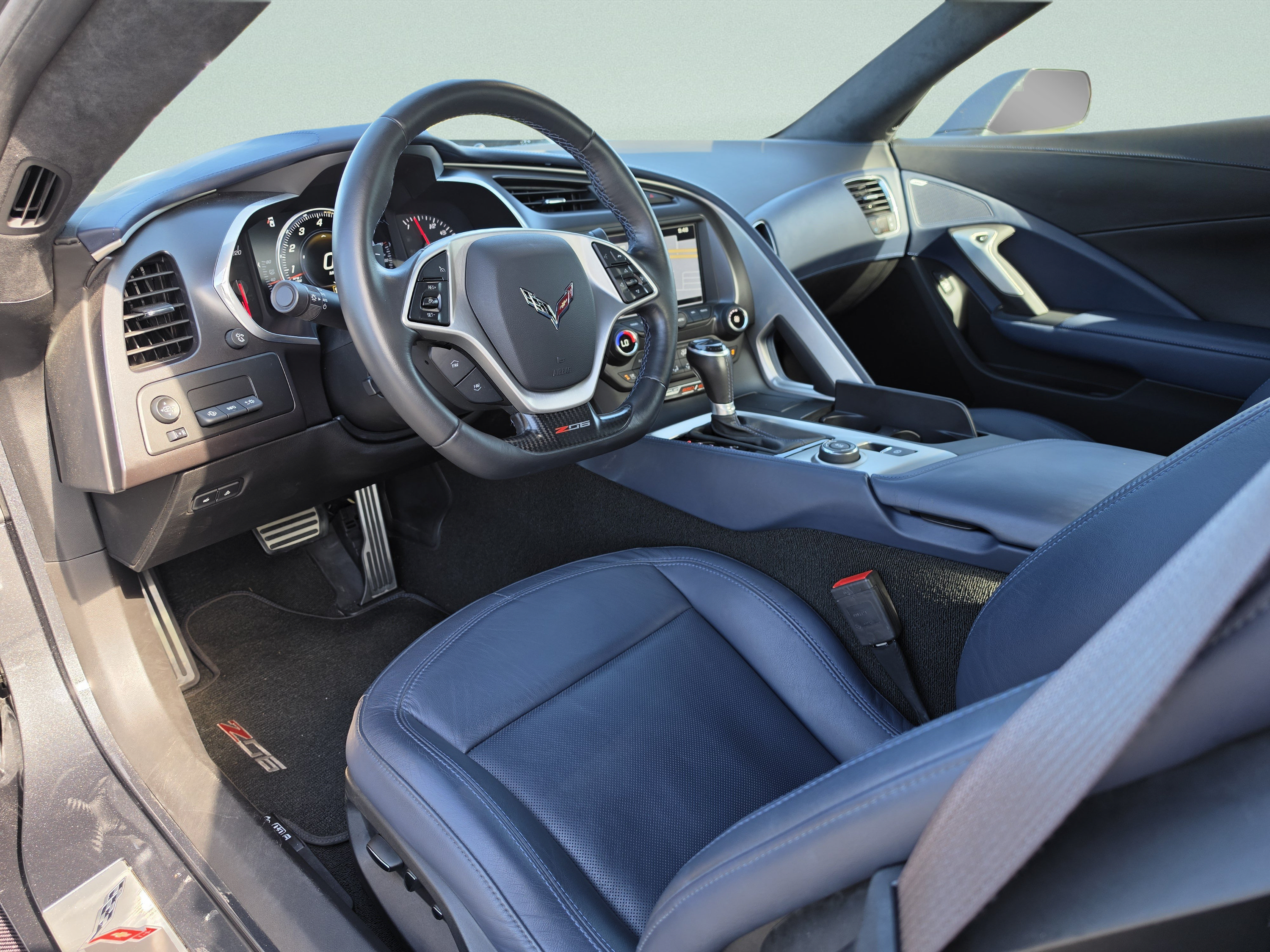 Used 2017 Chevrolet Corvette Z06 RWD image 15