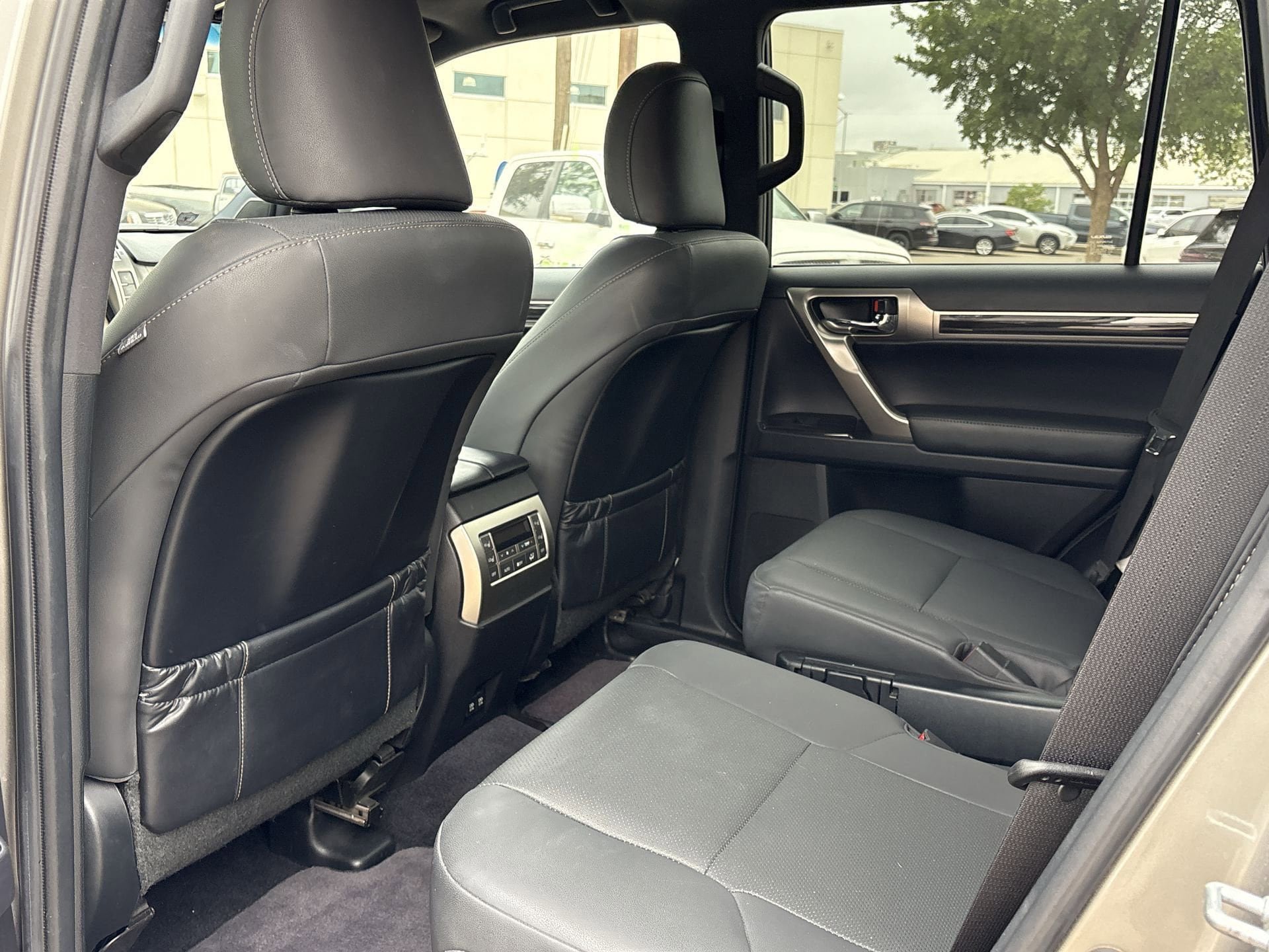 Used 2021 Lexus GX 460 Premium AWD/4WD image 13