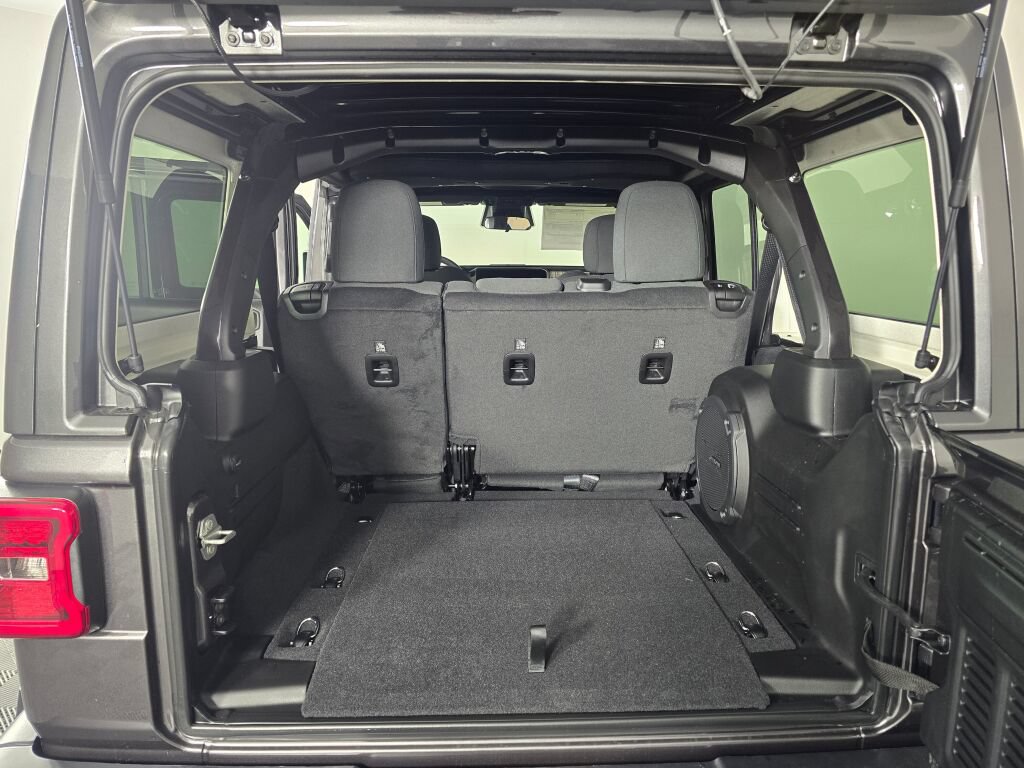 New 2026 Jeep Wrangler Unlimited Sport AWD/4WD image 16