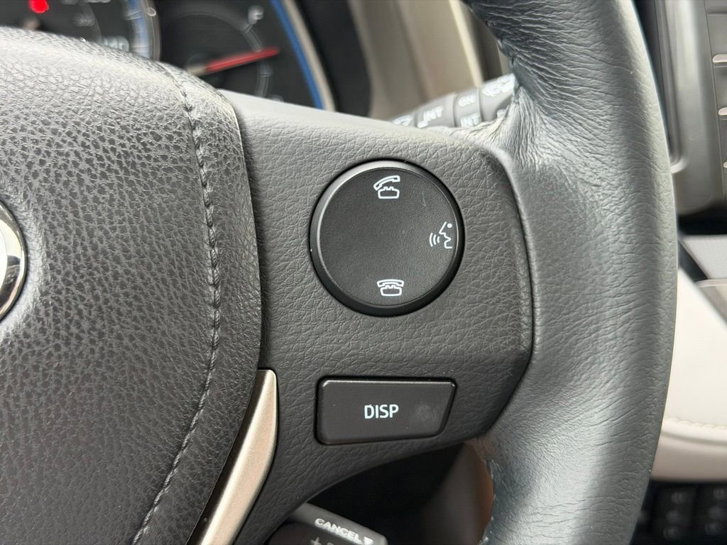 Used 2015 Toyota RAV4 Limited AWD/4WD image 21