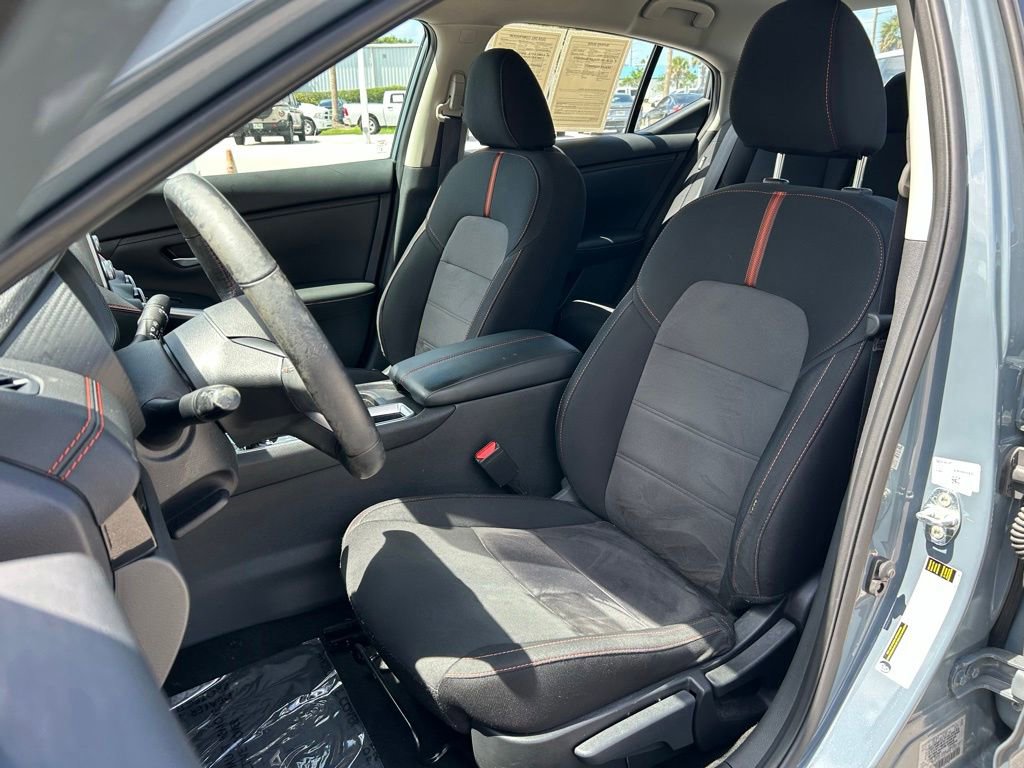 Certified 2024 Nissan Sentra SR w/ Trunk Package FWD image 20