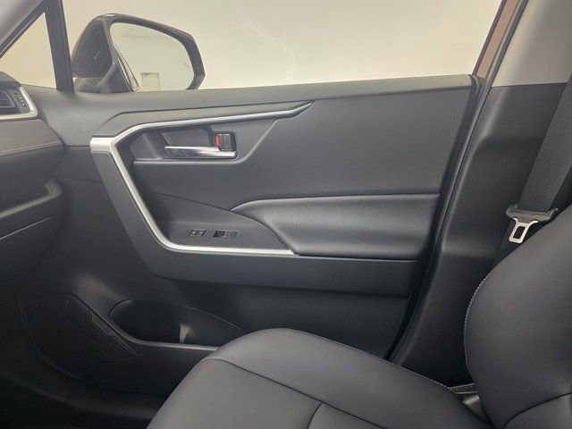 Used 2025 Toyota RAV4 XLE Premium image 25