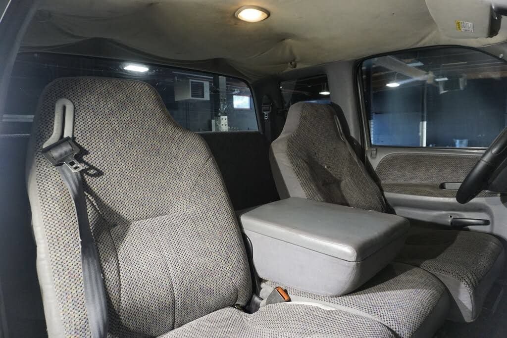Used 2000 Dodge Ram 1500 Truck 4x4 Club Cab image 18