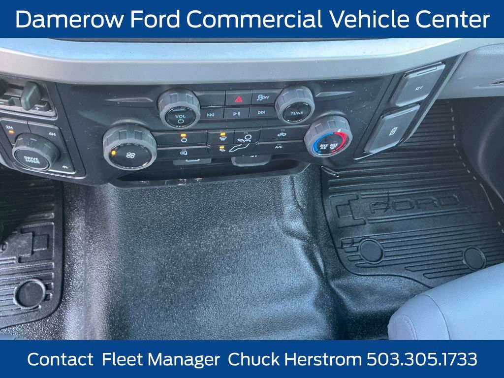 New 2025 Ford F450 XL w/ XL Chrome Package image 23