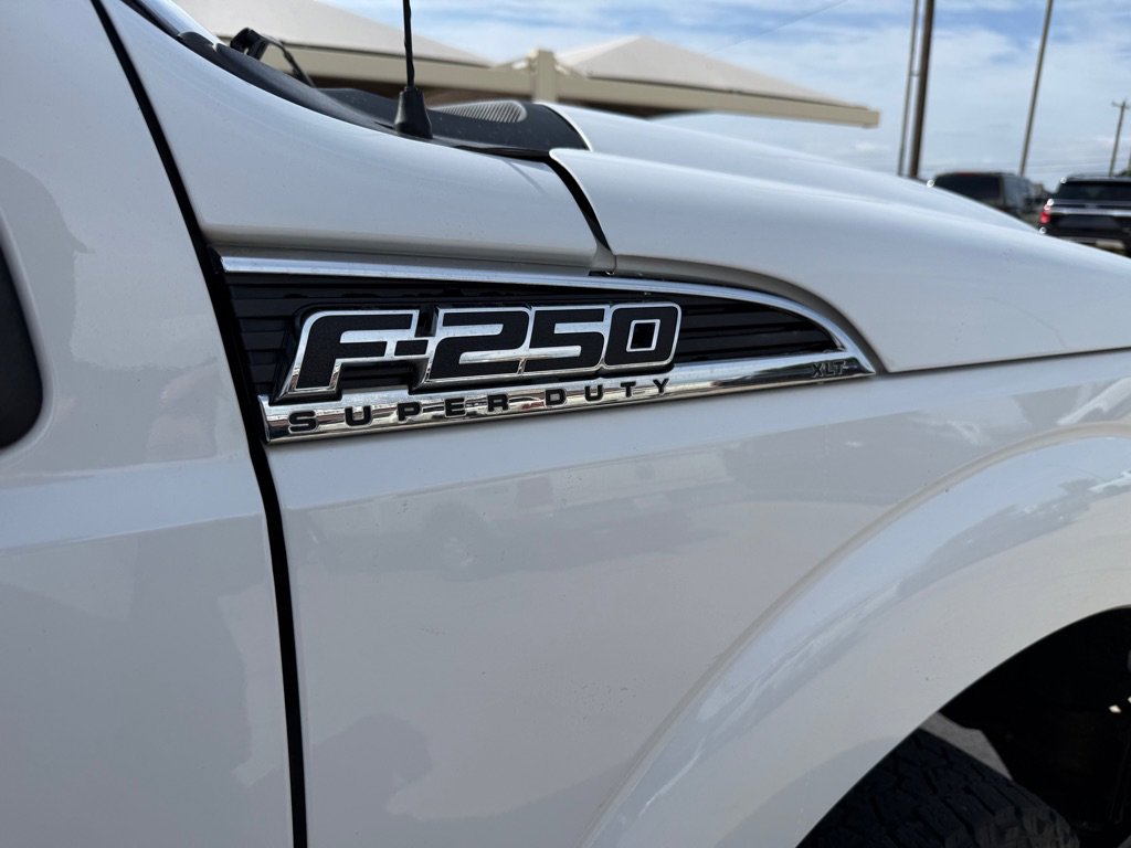 Used 2016 Ford F250 XLT w/ FX4 Off-Road Package AWD/4WD image 10