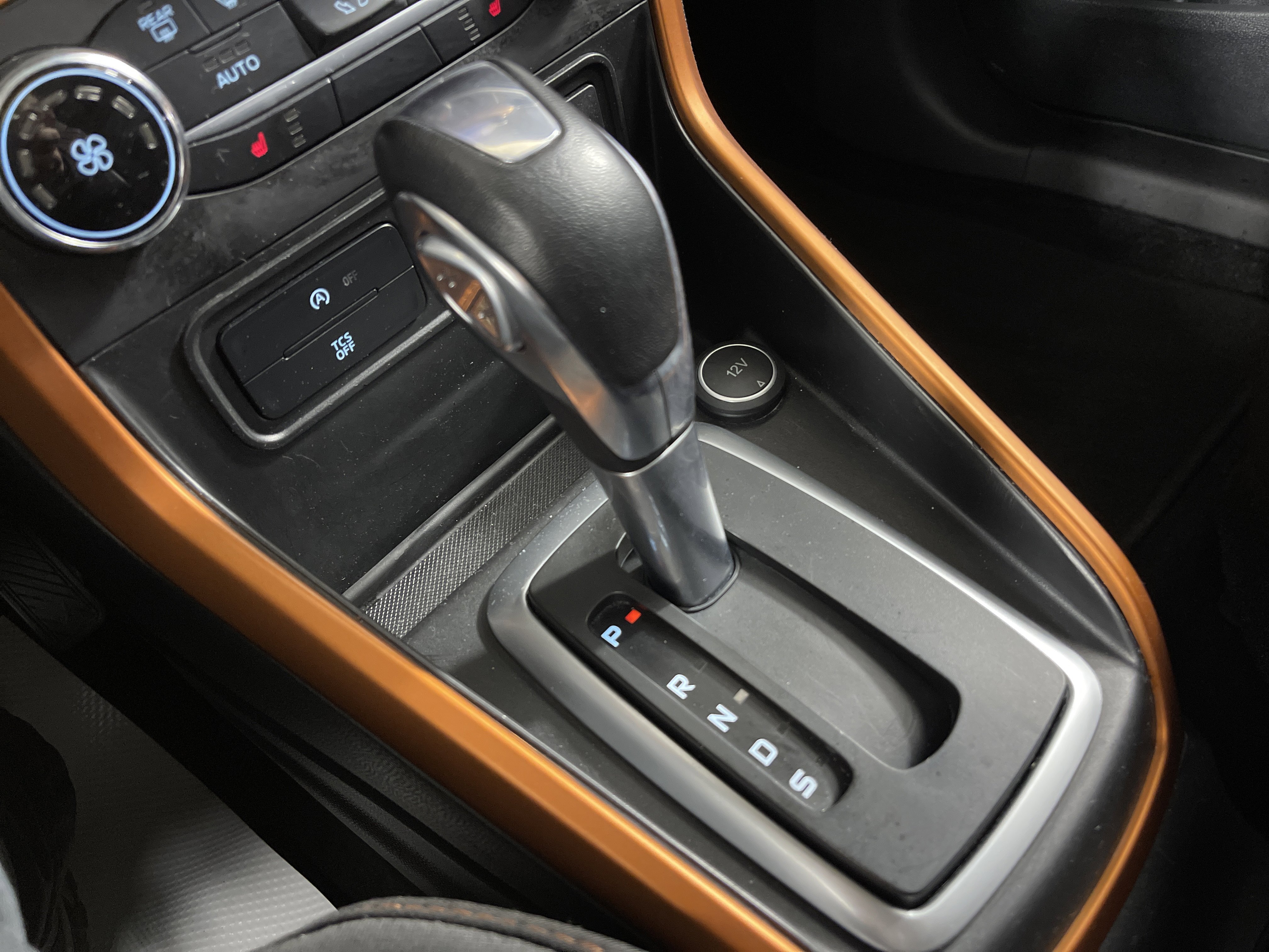 Used 2022 Ford EcoSport SE w/ SE Convenience Package image 26