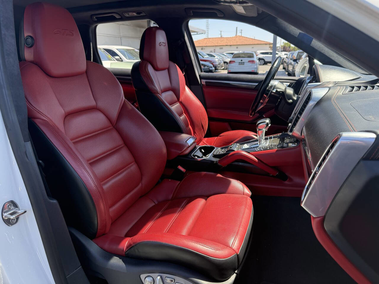 Used 2018 Porsche Cayenne GTS AWD/4WD image 16