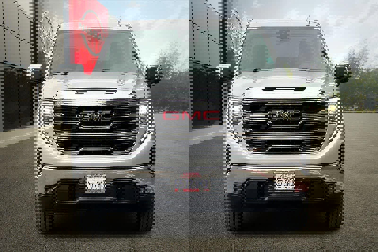 Used 2022 GMC Sierra 1500 SLT image 11