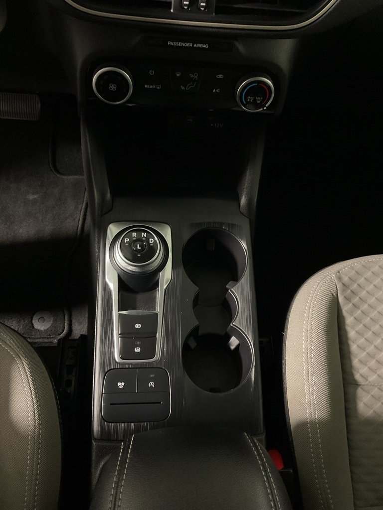 Used 2022 Ford Escape SE image 27